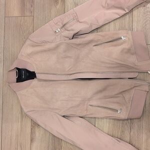 Mackage suede jacket like new